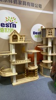 Arbre à chat de luxe moderne en bois massif, 4 niveaux réglables, avec espace privé pour jouer et grimper, jouet griffoir du Nouvel An, emballé en carton