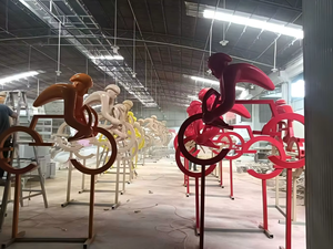 Scultura Gigante Astratta a Forma <span class=keywords><strong>di</strong></span> Bicicletta in Fibra <span class=keywords><strong>di</strong></span> Vetro per Decorazione Paesaggistica Esterna nei Parchi - Product Image 5