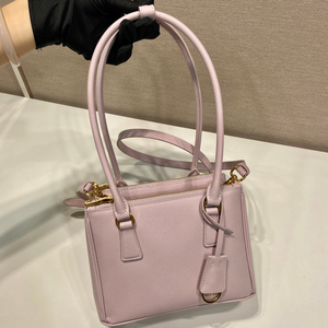 กระเป๋าโท้ทคุณภาพสูง ความจุเยอะ กระเป๋าผู้หญิงดีไซน์เนอร์ ใช้งานได้หลากหลาย เหมาะสำหรับการเดินทาง - Product Image 5