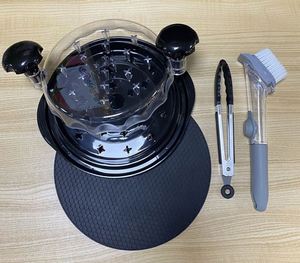 Round Chicken Bowl Twist Tool Shredder Chicken <b>Meat</b> Shredder with Non-skid Base Mat and Transparent Lid - Product Image 2
