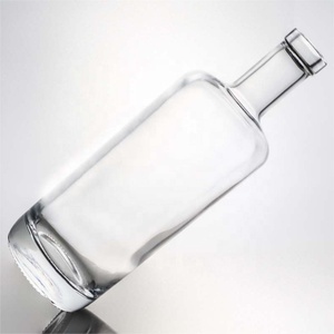 <span class=keywords><strong>Tequila</strong></span> De Cristal Transparente Del Whisky De La Botella De Cristal Del Cuello Corto Del Estilo Caliente 750ml Con <span class=keywords><strong>El</strong></span> Corcho - Product Image 3