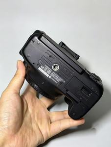 Appareil photo reflex numérique Canon EOS 760D d'occasion prêt à être expédié, boîtier seul, capteur APS-C 24,2 MP, vidéo 1080p, excellent prix pour les débutants - Product Image 2