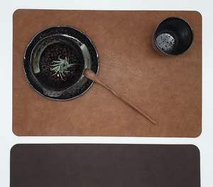 Tabletex Impresión personalizada Venta al por mayor Manteles individuales de lujo impermeables Navidad Vintage Native Black Cute Faux <span class=keywords><strong>Leather</strong></span> Manteles individuales - Product Image 6