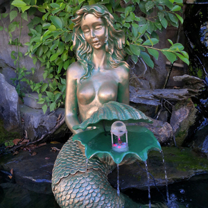 人魚の樹脂製置物　ウォーターファウンテン 人魚の樹脂製置物ウォーターファウンテン