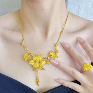 Kalung, Cincin, dan Anting Rumbai Lily Kuning untuk Pernikahan, Perhiasan Serbaguna Tiga Tingkat - Product Image 6