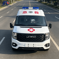 Ambulance professionnelle JMC Fushun Diesel 6-7 passagers, châssis moyen, toit surélevé, véhicule de transport médical