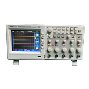 Oscilloscope numérique couleur Tektronix TDS 2014B 100 MHz 4 canaux 1 GS/s d'occasion (1 pièce) - Product Image 1
