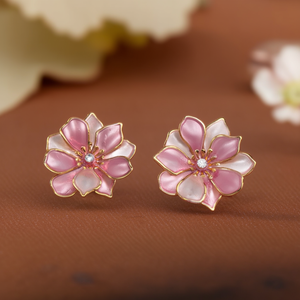 Pendientes de Moda con Diseño de Flor Rosa, Acero Inoxidable 316L, Baño de Oro PVD, con Cristal en el Centro - Product Image 3