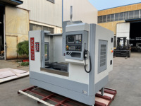 Haute précision 3 axes XH7124 XK7124 Mini centre de fraisage CNC vertical Centre d'usinage pour le prix de l'acier