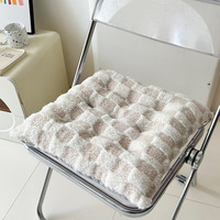 Coussin de chaise de bureau et d'étudiant à 9 trous, épaissi, antidérapant, en peluche d'hiver, à carreaux, couleur unie, pour dortoir
