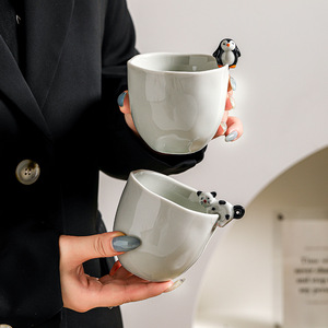 Mug en céramique avec motif d'animal de dessin animé - Tasse à café et à thé au lait créative et mignonne pour couple avec boîte cadeau - Product Image 4