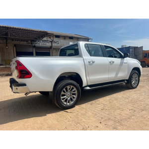 Camioneta 4x4 Doble Cabina Diesel Gasolina Nuevo Toyota Hilux 2.8L Listo PARA LA Exportación - Product Image 2