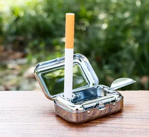 Metal Smoking Ashtray Ash Storage Ashtray 60*41 mm Small Pocket Size with Cigarette Holder