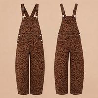 Salopette en jean imprimé léopard coupe large style urbain pour brunch et tenue quotidienne