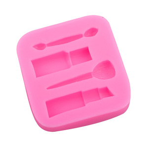 Moule en silicone 3D rectangulaire classique pour décoration de gâteaux et fondants, idéal pour le maquillage, les crayons à sourcils, les rouges à lèvres, les parfums et les éponges de maquillage. - Product Image 4