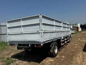 Camions de fret diesel I-su-zu 4x2 d'occasion à vendre Camion de fret I-su-zu Norme d'émission <span class=keywords><strong>Euro</strong></span> 4 Camion de fret 6-8 tonnes Camion lourd - Product Image 5