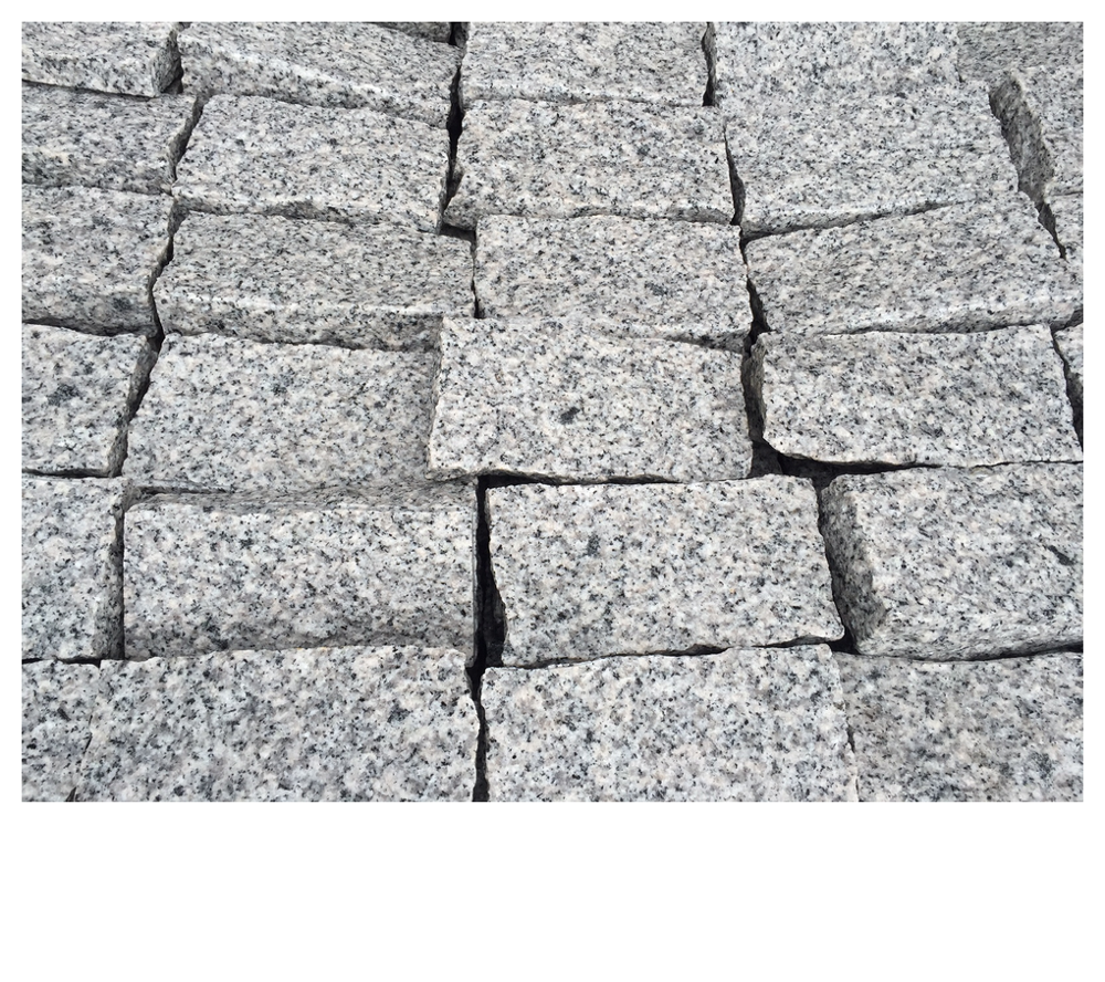 Полимерный бетонный бордюр и дренажный желоб для слива внутренних городских участков