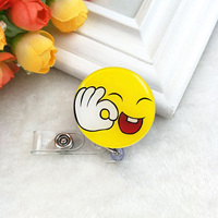Nouveau Style souriant visage Expression acrylique Badge bobine rétractable infirmière accessoires Badge bobine