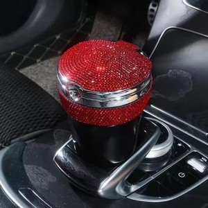 Cenicero de coche de diamante con luz LED, cenicero para cigarros, portavasos para humo, taza de almacenamiento, accesorios de coche ostentosos rosas para mujer - Product Image 6