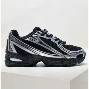 Zapatillas deportivas casuales para hombre 2026 Arrival, con aumento de altura personalizado y diseños personalizables de fábrica - Product Image 1