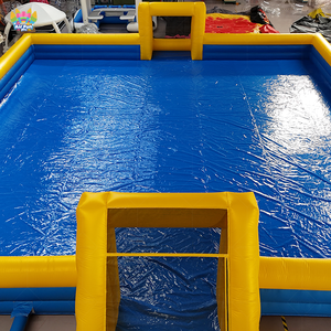 Terrain de football gonflable commercial en plein air avec zone de saut, terrain de football savonneux <span class=keywords><strong>pour</strong></span> enfants et adultes, château savonneux, stade - Product Image 1