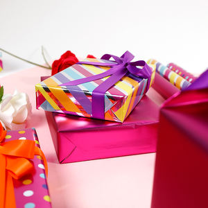 Vente en gros de rouleaux de mouchoirs d'anniversaire de haute qualité rouleau de papier d'emballage d'emballage magenta minimal artisanat supérieur - Product Image 6