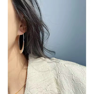 Boucles d'oreilles créoles dorées pour femmes, tendance, simples, épaisses et imposantes, bijoux d'été - Product Image 6