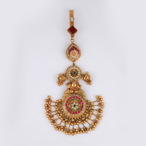 Bijoux de cheveux de mariée indiens du sud traditionnels casque de Style classique avec motif Mandala en couches breloques en argent Ghungroo Tassel - Product Image 1