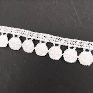 1.5cm Polyester Yarn Flat Lace Ball <b>Pompom</b> <b>Trim</b> Lace Cotton Lace <b>Trims</b> - Product Image 3