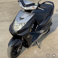 Scooter à essence Cygnus 125cc d'occasion, fiable, pour les trajets quotidiens, faible consommation de carburant, qualité stable, cyclomoteur urbain