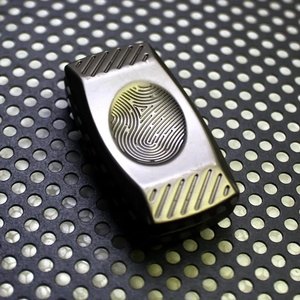 EDC Fidget Slider de Metal, Juguete Magnético Haptico con Huella Dactilar, Herramienta para TDAH, Alivio de la Ansiedad y el Estrés en Adultos, Spinners Hapticos - Product Image 3