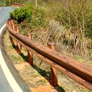 Barrera de Seguridad Vial de Acero con Diseño de Viga en W con Aspecto de Madera, Barrera de Protección para Carreteras con Reflectores Prismáticos de Alta Intensidad para Tráfico - Product Image 4