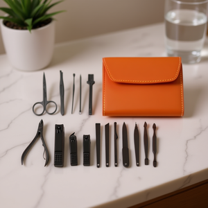 Ensemble de manucure Myrva 16 pièces en acier inoxydable avec étui pour outils de soin des ongles pour adultes, style classique - Product Image 2