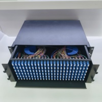 Montado en Rack 19 pulgadas 144 puertos 288 núcleos de fibra FTTH Panel de conexión óptica caja de terminación de empalme con adaptador LC UPC y coletas