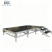 Scène d'événement extérieure durable avec escalier, plateforme modulaire, scène de concert