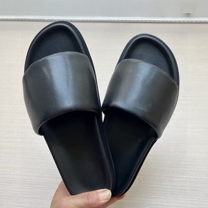 Zapatos de Hombre de Lujo, Diseño de Alta Calidad, Cuero Genuino, Sandalias Planas para Mujer, Pantuflas Casuales de Playa y Exteriores con Suela de Goma - Product Image 2