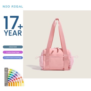 Женская спортивная сумка на молнии - Product Image 1