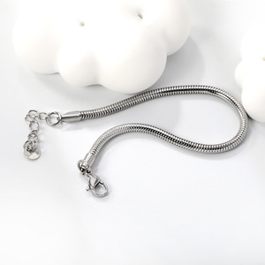 Elegante Pulsera de Cadena de Acero Inoxidable, Diseño Geométrico Delgado, Joyería de Moda Unisex, Pulsera de Regalo - Product Image 4