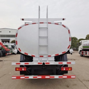 Camion-citerne à carburant en acier inoxydable Dong Feng 4*2 de 12-15 mètres cubes, mobile, pour ravitaillement en carburant, à prix abordable - Product Image 6