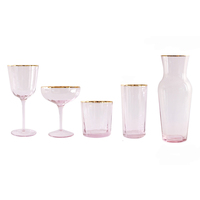 Ensemble de verrerie rose de qualité supérieure à prix abordable : verres à eau, verres à vin et à cocktail, gobelets et bouteille de rangement pour la maison, les restaurants et les bars