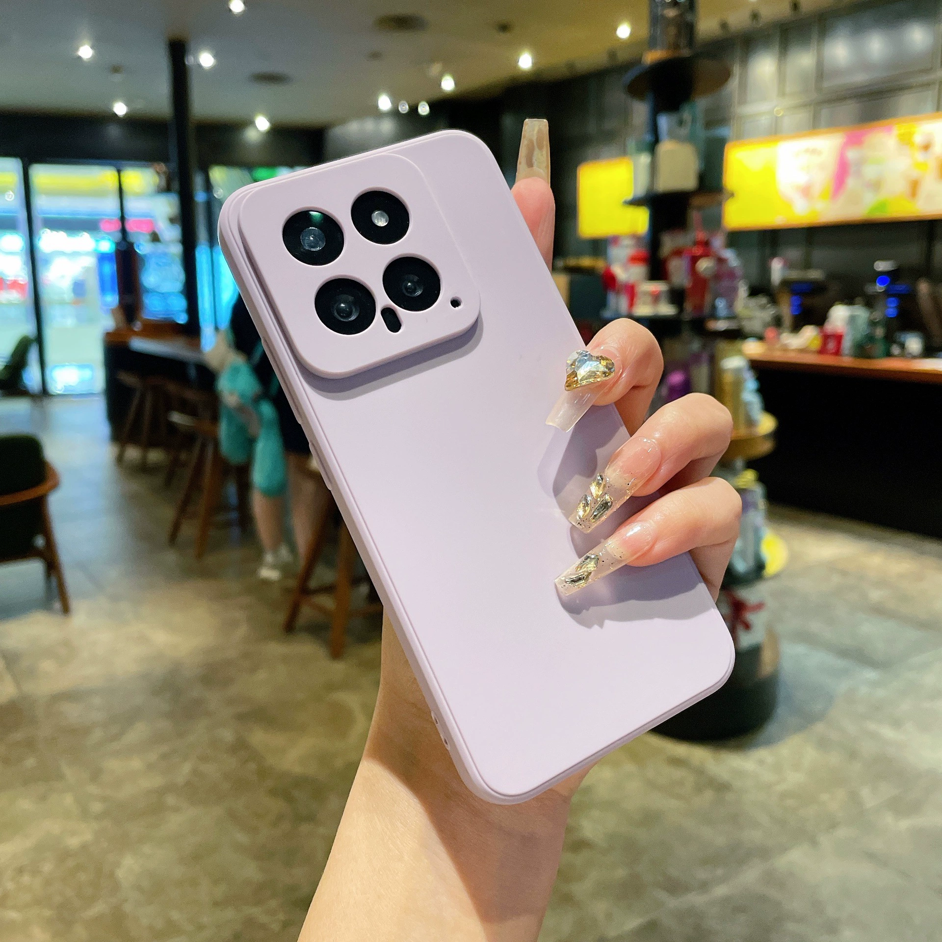 สีม่วงอ่อน