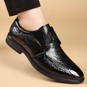 Mocassins en cuir noirs à bout pointu pour hommes, à enfiler, chaussures habillées et décontractées pour jeunes de 18 à 40 ans - Product Image 4