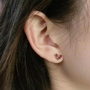 E1909 Orecchini a perno con cuore di diamanti rosa, placcati in oro rosa, gioielli alla moda da donna, idea regalo - Product Image 4