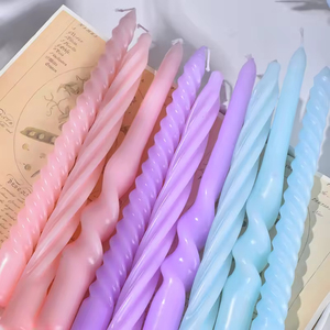 Lot de 3 bougies spirales colorées pour la décoration de la table à manger, des mariages et des fêtes, pour une ambiance élégante - Product Image 5