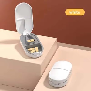 Coupe-pilule avec boîte de rangement <span class=keywords><strong>Invisible</strong></span> Portable 2 en 1 Mini médicament <span class=keywords><strong>tablette</strong></span> médecine anti-poussière diviseur organisateur broyeur boîte à pilules - Product Image 4