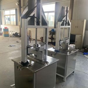 Machine automatique de découpe de têtes de mouton, séparateur hydraulique de demi-têtes de vache, machine de découpe de têtes de porc pour abattoir - Product Image 3