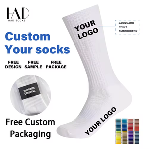 Chaussettes de sport blanches personnalisées de haute qualité pour hommes, avec logo, pour la course et le basketball, vente en gros - Product Image 3