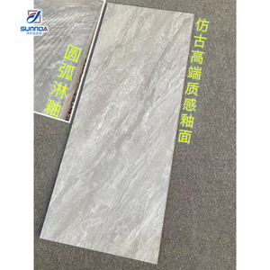 Foshan1200/1350mm Carreau d'<span class=keywords><strong>escalier</strong></span> en porcelaine Taille personnalisée Carreau <span class=keywords><strong>de</strong></span> <span class=keywords><strong>nez</strong></span> d'<span class=keywords><strong>escalier</strong></span> Carreau d'<span class=keywords><strong>escalier</strong></span> complet avec rainure <span class=keywords><strong>Marche</strong></span> et rehausseur - Product Image 1