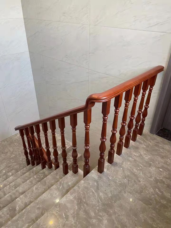 Homelive Decoration Railing in Wooden Materials Brown Color