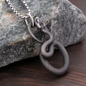 Yunnique-collar con colgante de serpiente para hombre, de acero inoxidable, diseño de cobra, joyería de moda Retro para uso diario - Product Image 3
